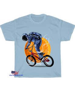 astronaut riding bmx vector T-Shirt EL4D0